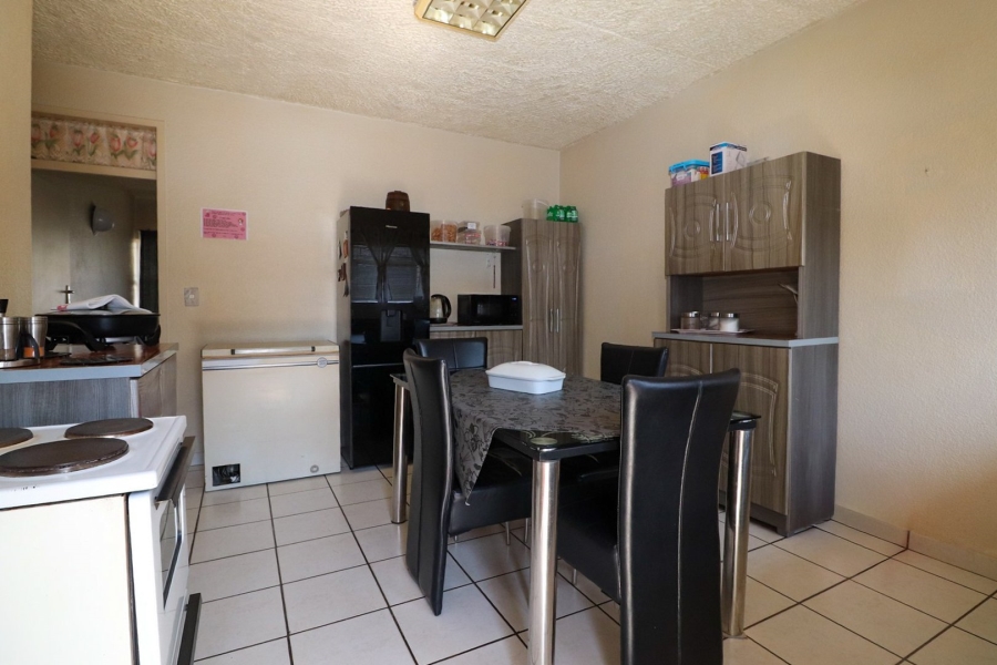 2 Bedroom Property for Sale in Declercqville North West